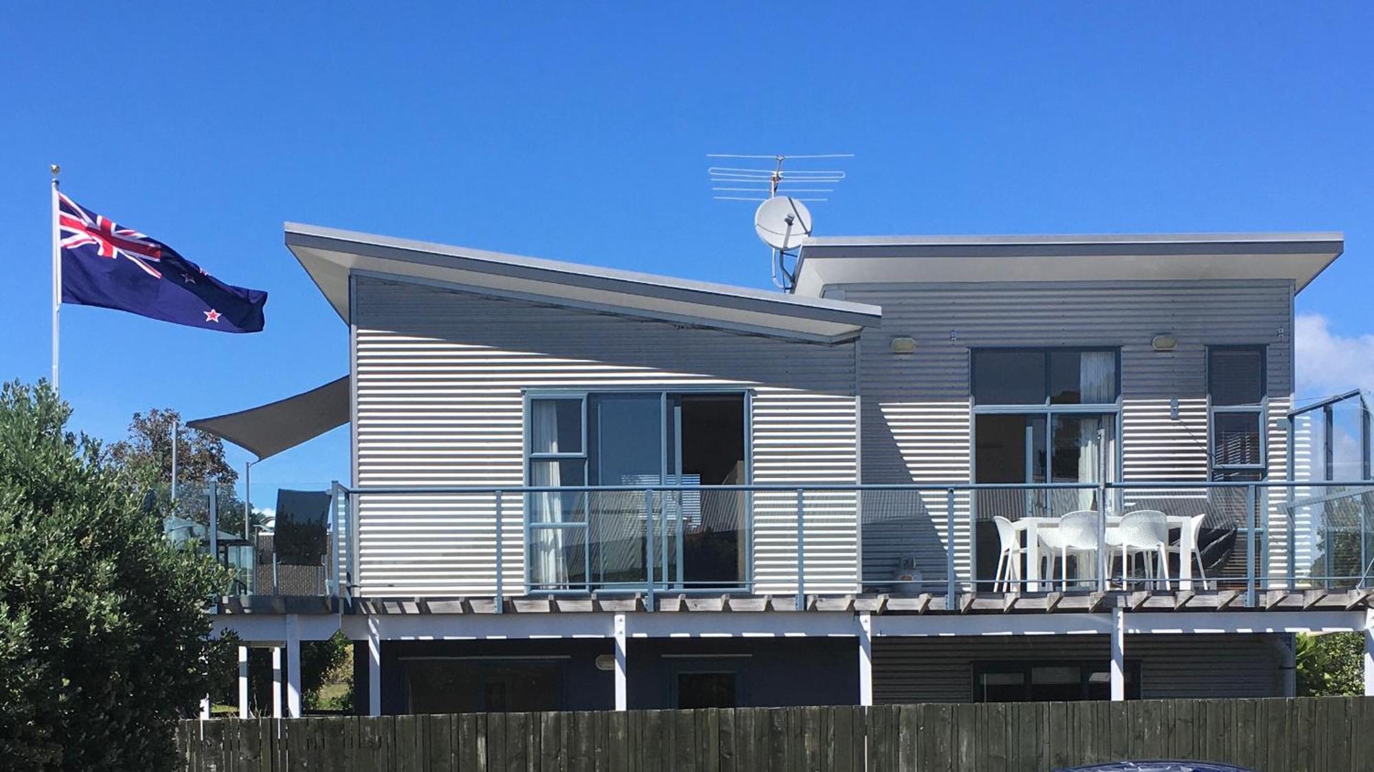 Oceans 8 - Mangawhai Heads Holiday Home 외부 사진